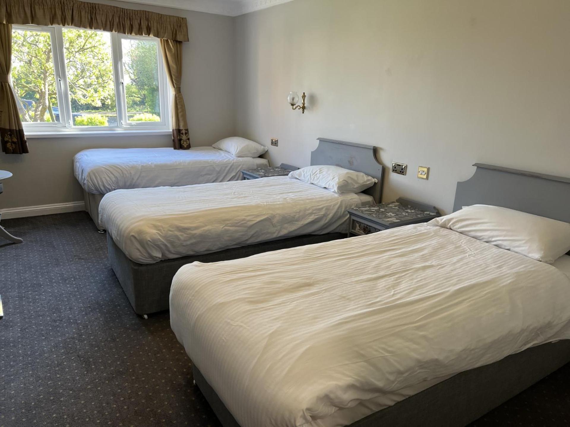 The Pear Tree Inn & Country Hotel Hindlip Exterior foto