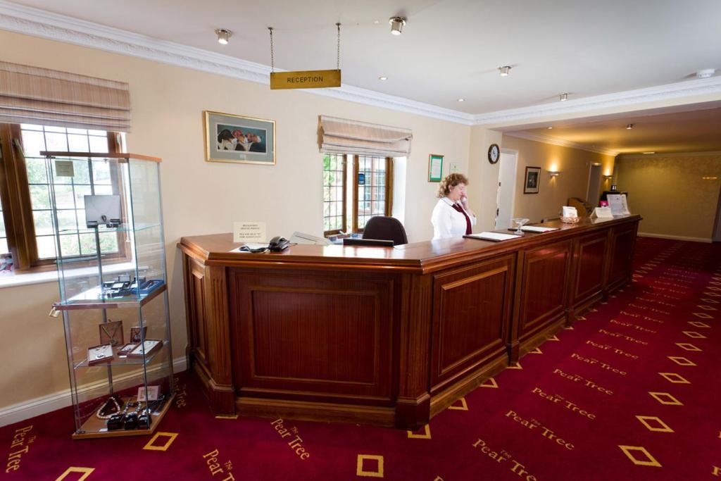 The Pear Tree Inn & Country Hotel Hindlip Exterior foto